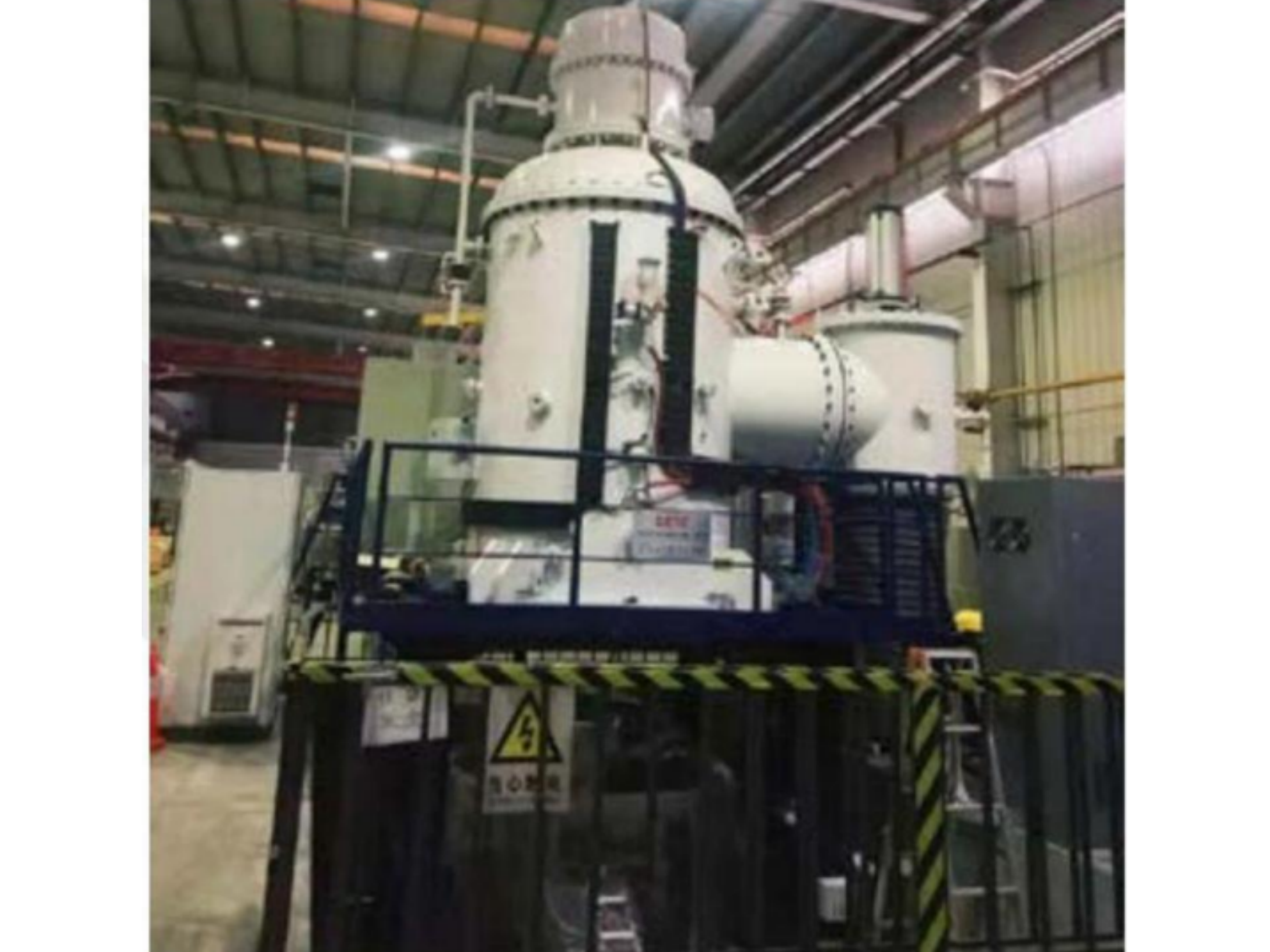 VERTICAL VACUUM BRAZING FURNACE