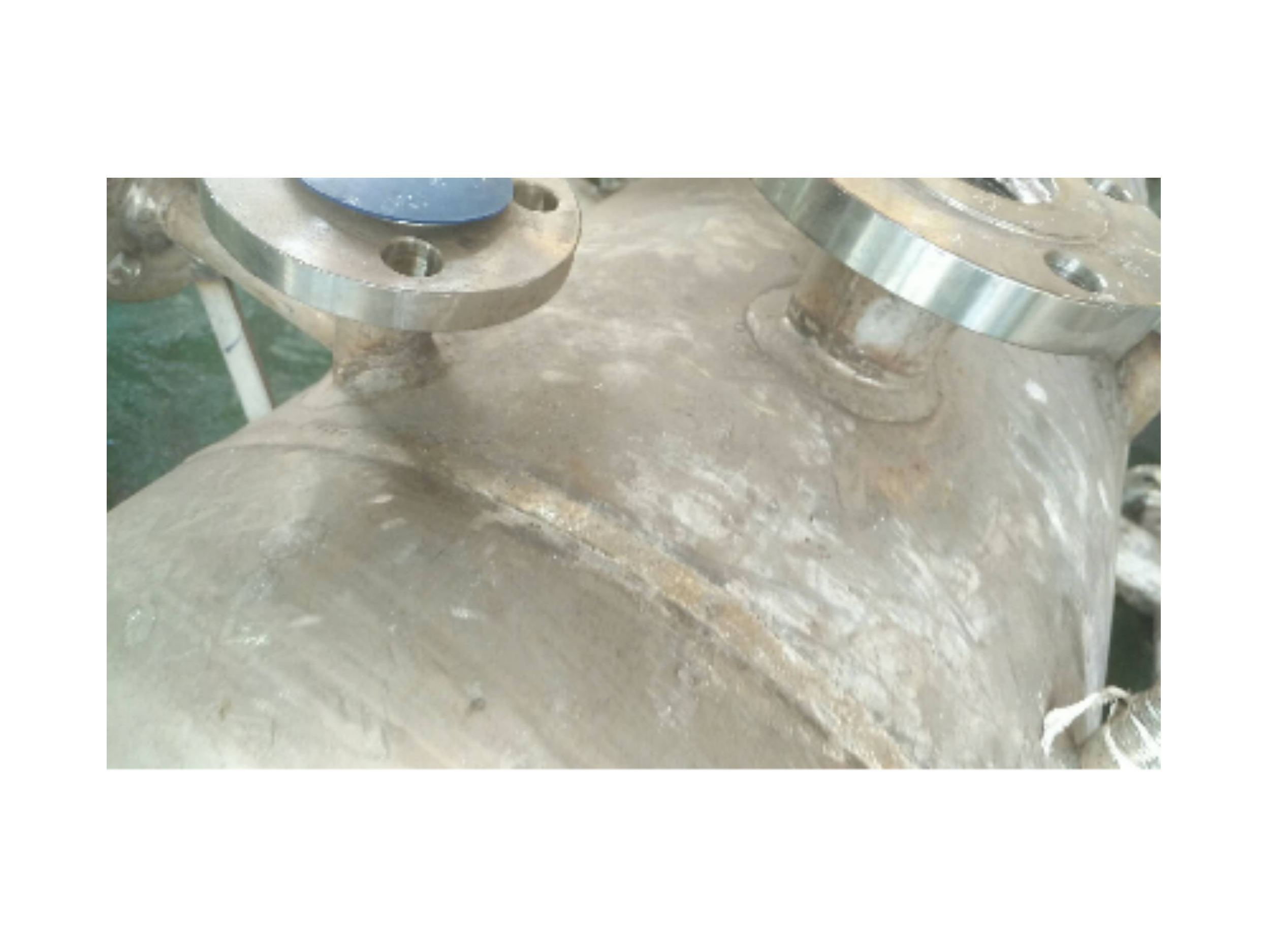 Water sandblasting room